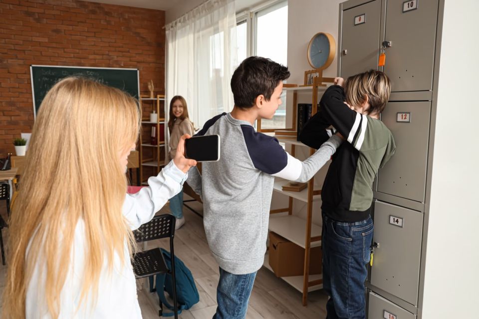 &quot;, &quot;: &quot;&quot;       