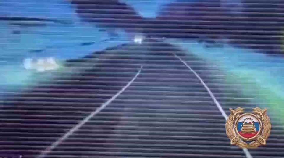 Кроссовер опрокинулся на бок и влетел в фуру на трассе «Байкал»