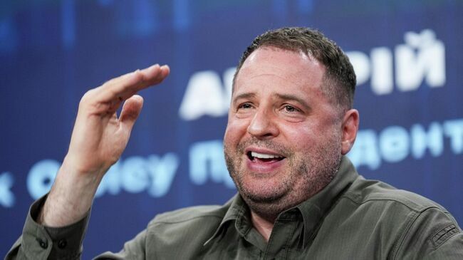 НАБУ и САП проводят обыски у Ермака, сообщил депутат Рады Ярослав Железняк