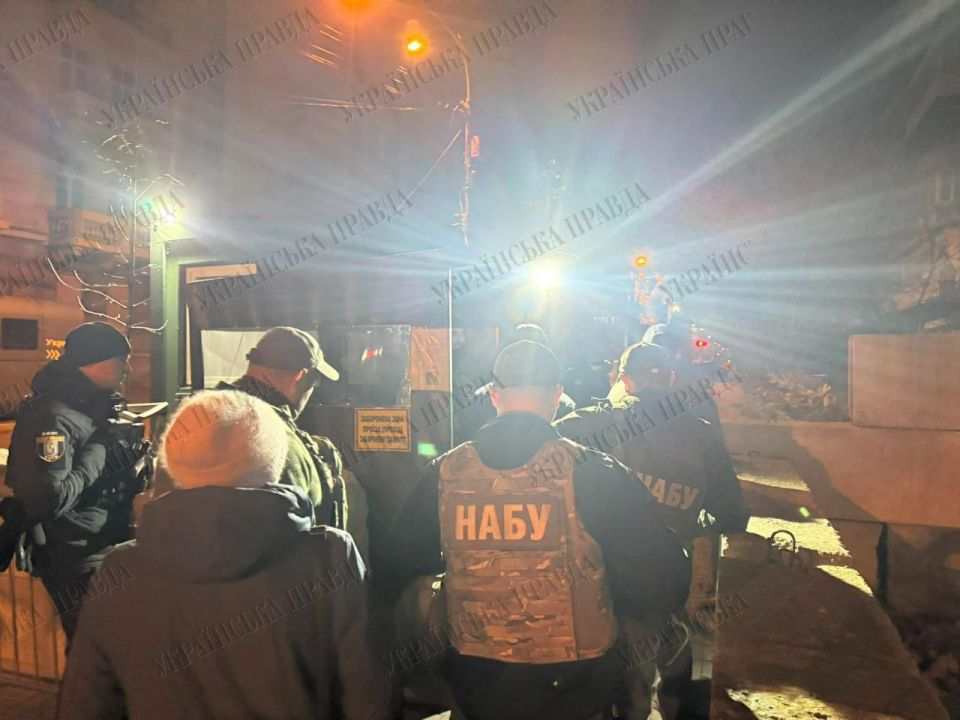 НАБУ готовится выдвинуть подозрение главе ОП Андрею Ермаку, сообщает включенный в список террористов и экстремистов депутат Гончаренко