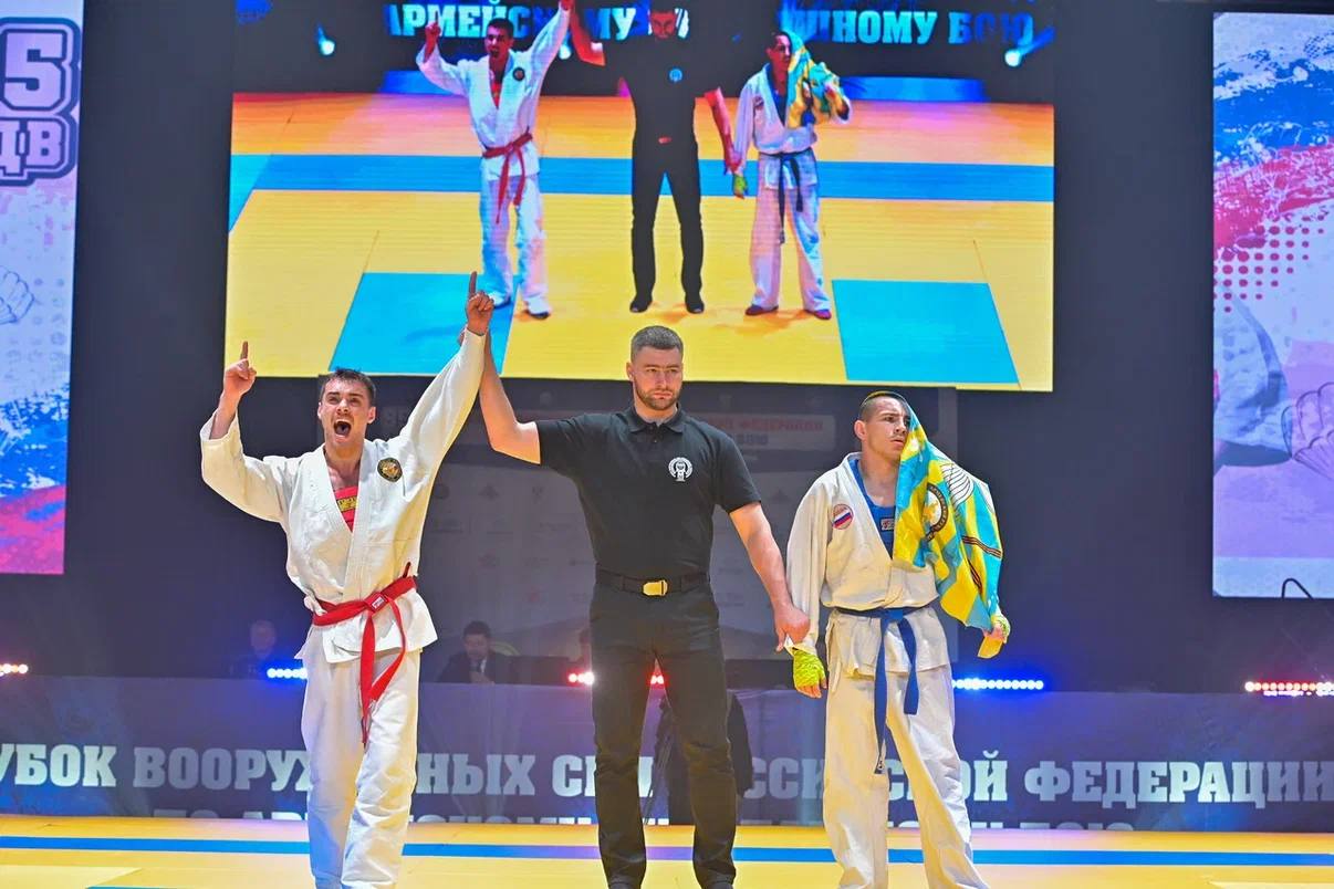 Алексей Цыденов: 115 финалистов, 17 сильнейших команд России, все виды, рода, военные округа и военные учебные заведения страны Алексей Цыденов: 115 финалистов, 17 сильнейших команд России, все виды, рода, военные округа и военные учебные заведения страны