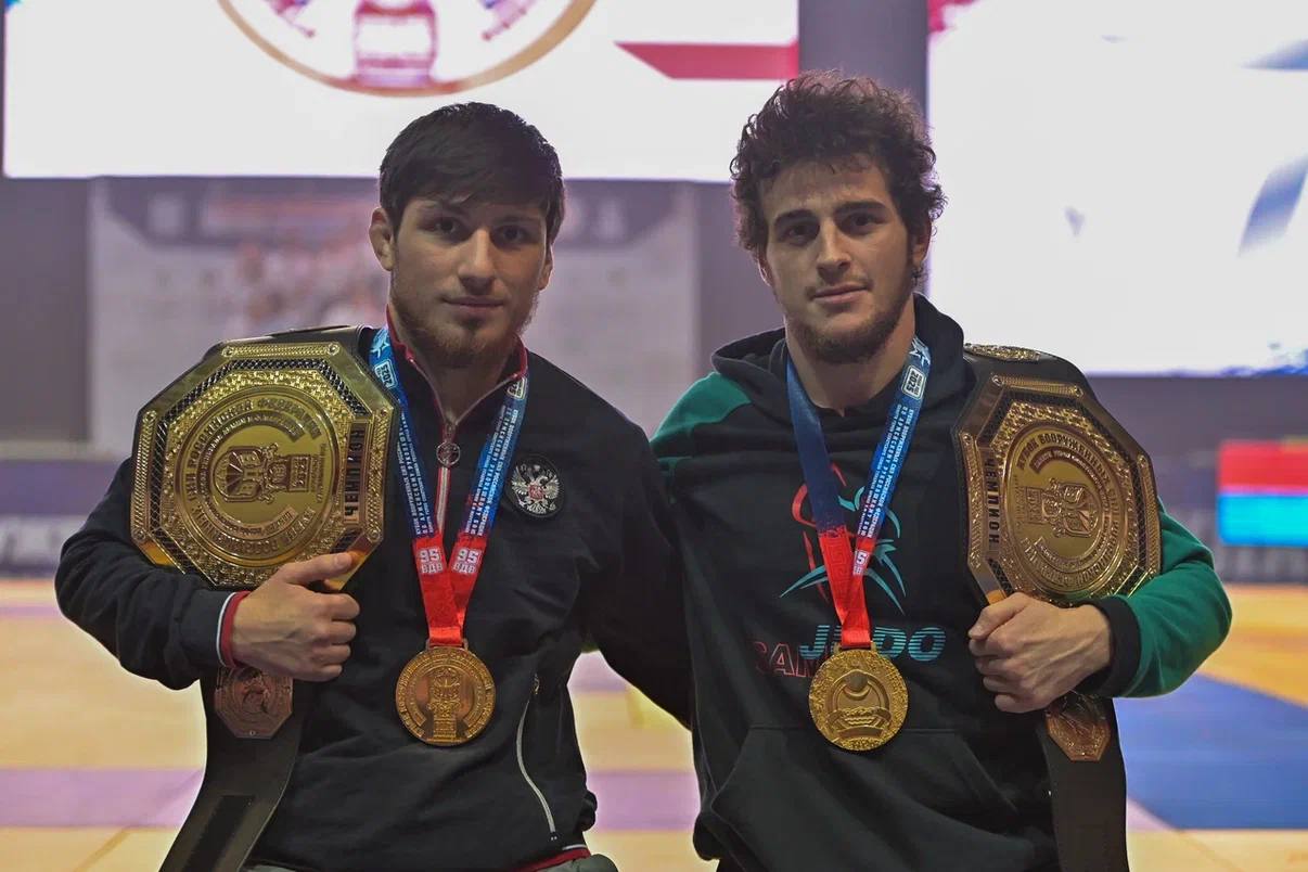 Алексей Цыденов: 115 финалистов, 17 сильнейших команд России, все виды, рода, военные округа и военные учебные заведения страны Алексей Цыденов: 115 финалистов, 17 сильнейших команд России, все виды, рода, военные округа и военные учебные заведения страны