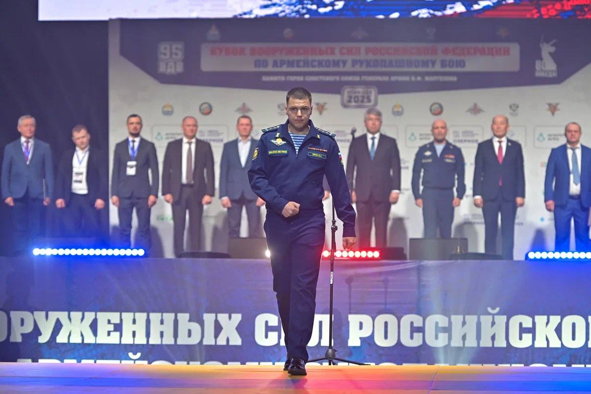 Алексей Цыденов: 115 финалистов, 17 сильнейших команд России, все виды, рода, военные округа и военные учебные заведения страны Алексей Цыденов: 115 финалистов, 17 сильнейших команд России, все виды, рода, военные округа и военные учебные заведения страны