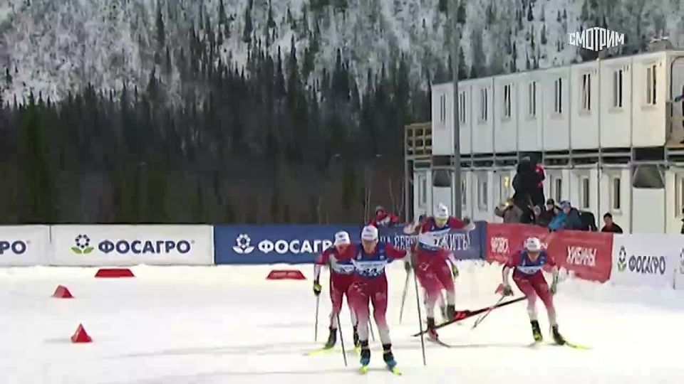 11111 "Гонок на пять меня дисквалифицируют": лыжник Александр Большунов заявил, что ожидает длительного отстранения от соревнований после того, как толкнул своего соперника Александра Бакурова