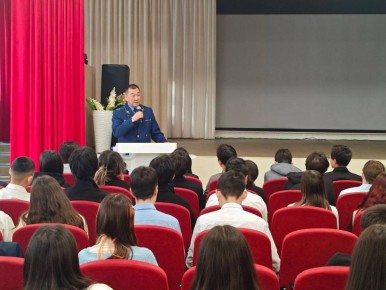 Прокуратура провела встречу с учащимися прокурорских классов и их родителями