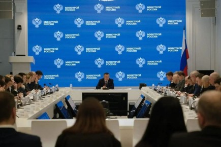 В Минстрое России прошло еженедельное оперативное совещание под председательством Министра строительства и ЖКХ РФ Ирека Файзуллина