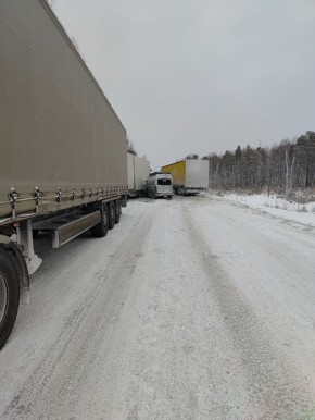 Прокуратура Кабанского района контролирует установление обстоятельств дорожно-транспортного происшествия с участием трех автомобилей