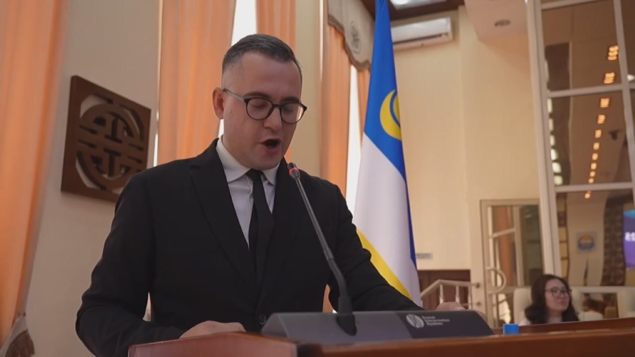 В 52 - «молодой» папа и «Лучший волонтёр года»