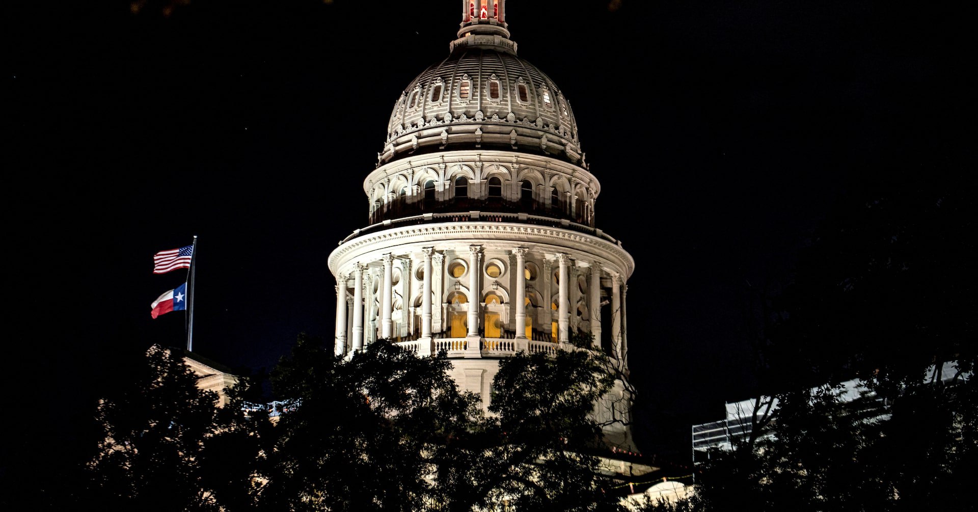 Дмитрий Дробницкий: ВЕРХОВНЫЙ СУД ПОЗВОЛИЛ ТЕХАСУ ИЗМЕНИТЬ ЭЛЕКТОРАЛЬНУЮ КАРТУ