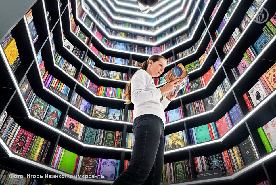 Россияне увлеклись современной российской прозой