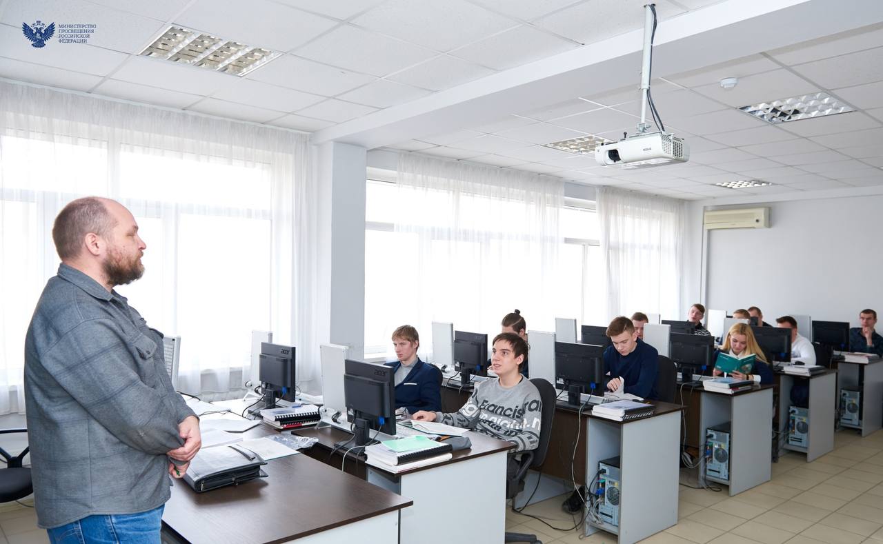 Договор о целевом обучении станет приоритетом при поступлении в колледжи и техникумы в 2026 году Договор о целевом обучении станет приоритетом при поступлении в колледжи и техникумы в 2026 году