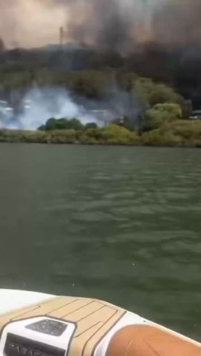 Мощные лесные пожары бушуют на юго-востоке Австралии — в штатах Тасмания и Новый Южный Уэльс, сообщает газета The Guardian