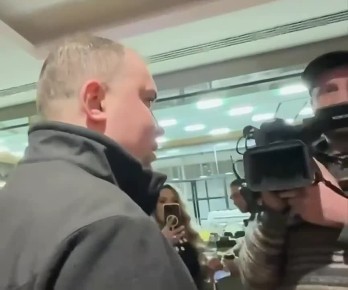 Слушать и слышать — разные глаголы в русском языке