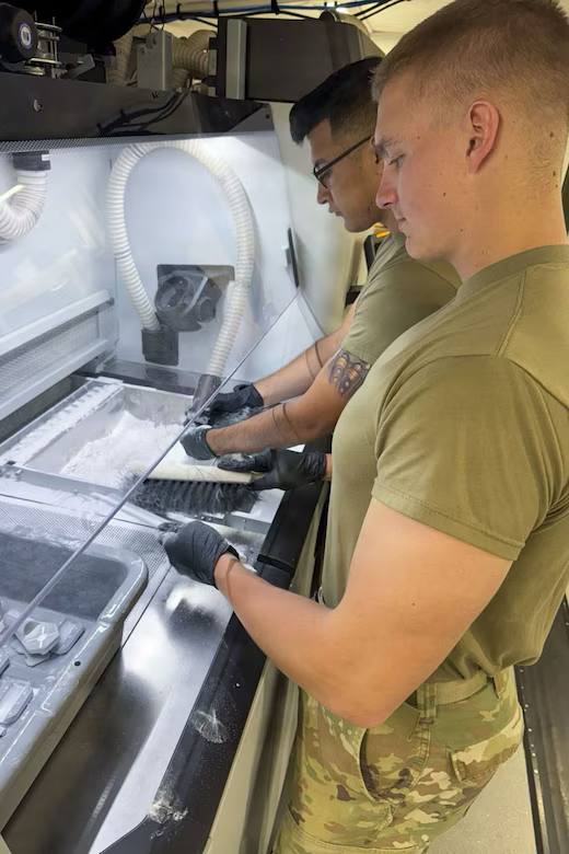 Александр Симонов: У нас аналогов таких комплексов я на фронте не встречал Александр Симонов: У нас аналогов таких комплексов я на фронте не встречал