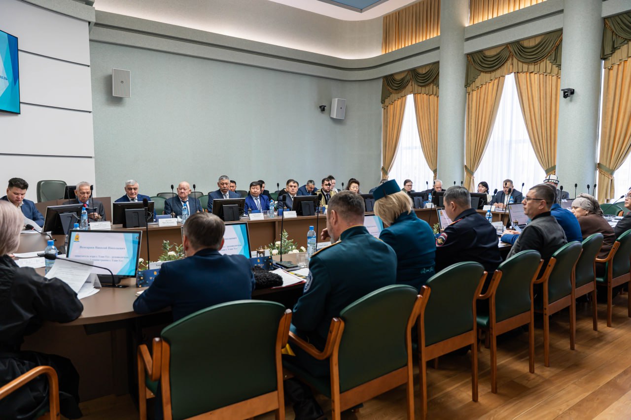 В Улан-Удэ состоялось совместное заседание комиссий по казачеству и межнациональным отношениям В Улан-Удэ состоялось совместное заседание комиссий по казачеству и межнациональным отношениям