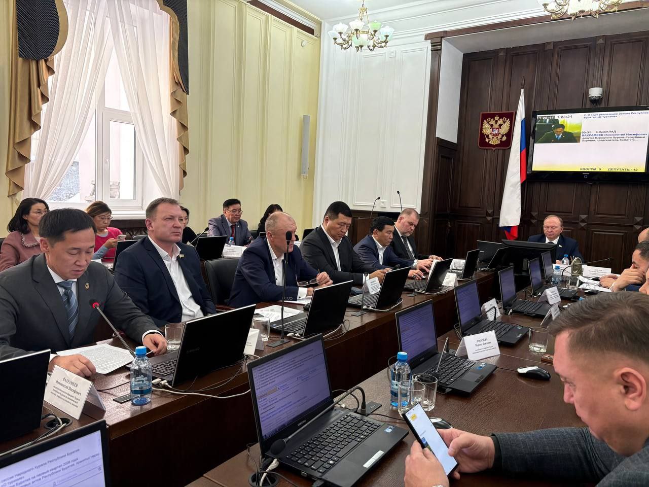 Совет республиканского парламента на своем заседании 8 декабря утвердил проект повестки работы очередной пятнадцатой сессии Народного Хурала Республики Бурятия, которая назначена на 11 декабря 2025 года