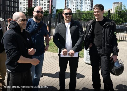 Мосгорсуд заключил под стражу двух из четырех осужденных на условные сроки фигурантов уголовного дела о хищении свыше 150 млн руб