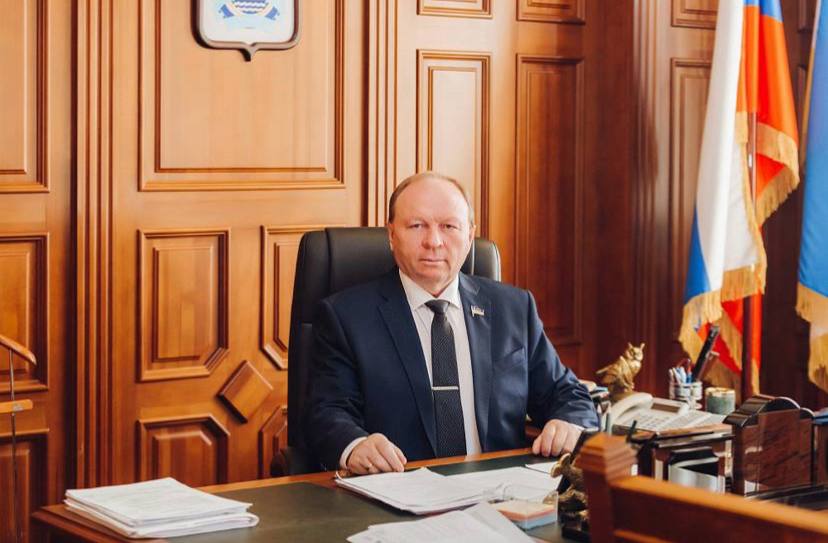 Выражаю искреннюю признательность и слова глубокого уважения матерям, отцам, супругам участников специальной военной операции – ваши дети, мужья с честью несут свою службу