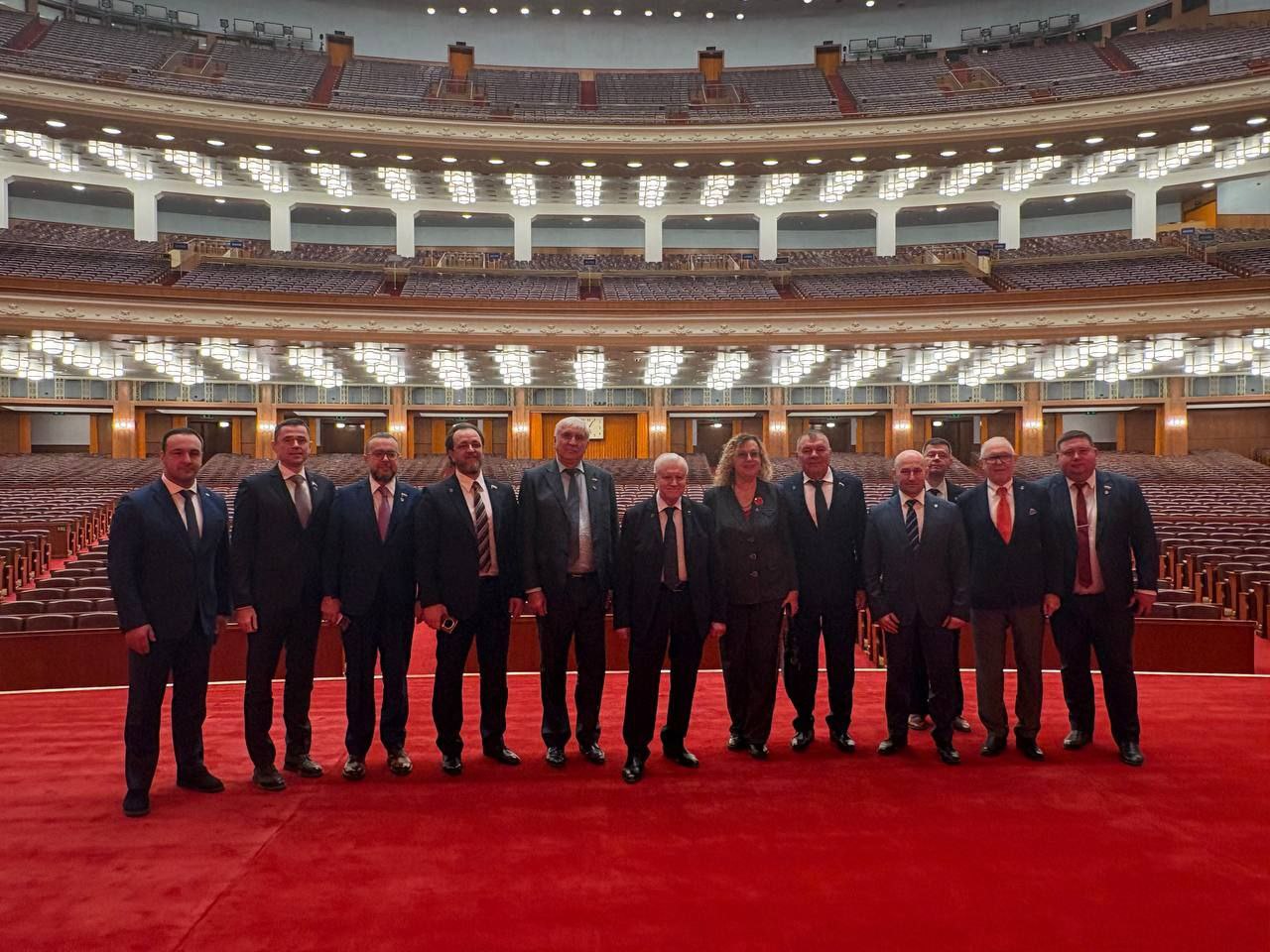 Николай Стариков: Делегации партии СПРАВЕДЛИВАЯ РОССИЯ во главе с Председателем партии Сергеем Михайловичем Мироновым встретилась с Членом Постоянного комитета Политбюро ЦК КПК, Председателем Всекитайского Комитета Народно -...