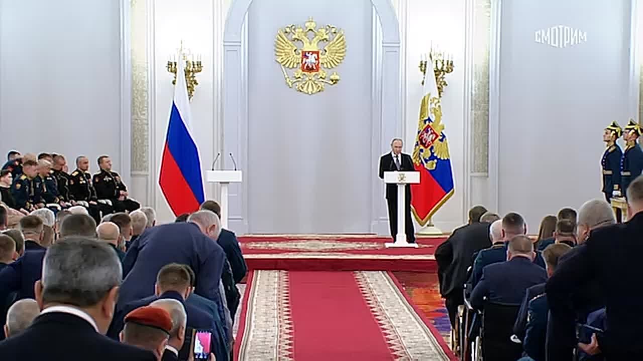 Полное видео речи Владимира Путина на церемонии вручения медалей "Золотая Звезда" Героям России