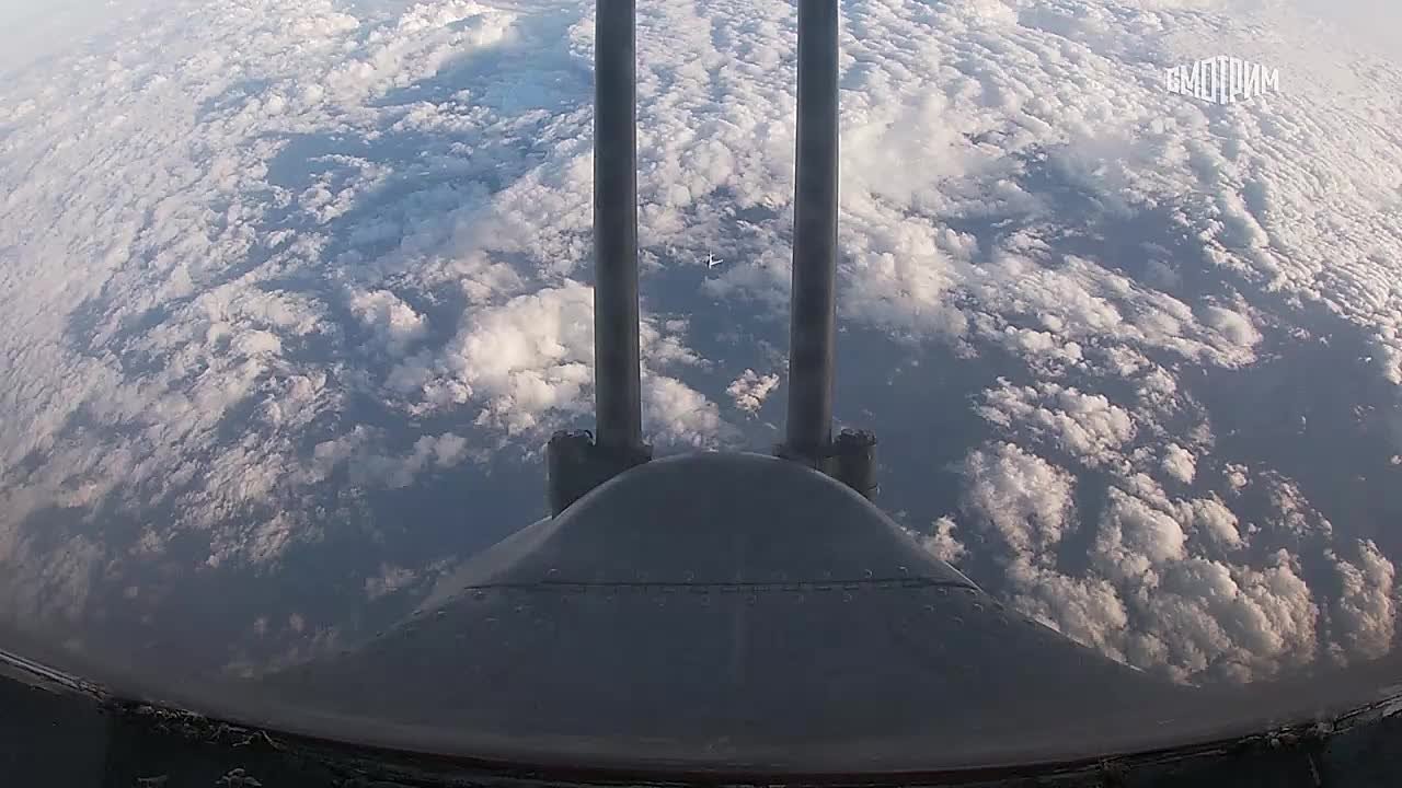 Российские Ту-95МС и китайские бомбардировщики H-16K провели патрулирование над Японским и Восточно-Китайским морем, а также западной частью Тихого океана