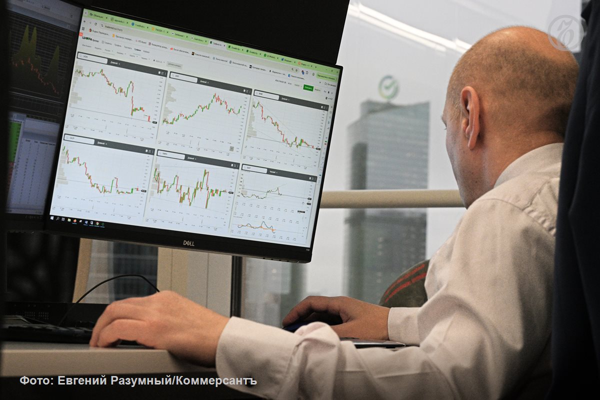 Ближе к окончанию 2025 года инвесторы вновь проявили повышенный интерес к рынку коллективных инвестиций