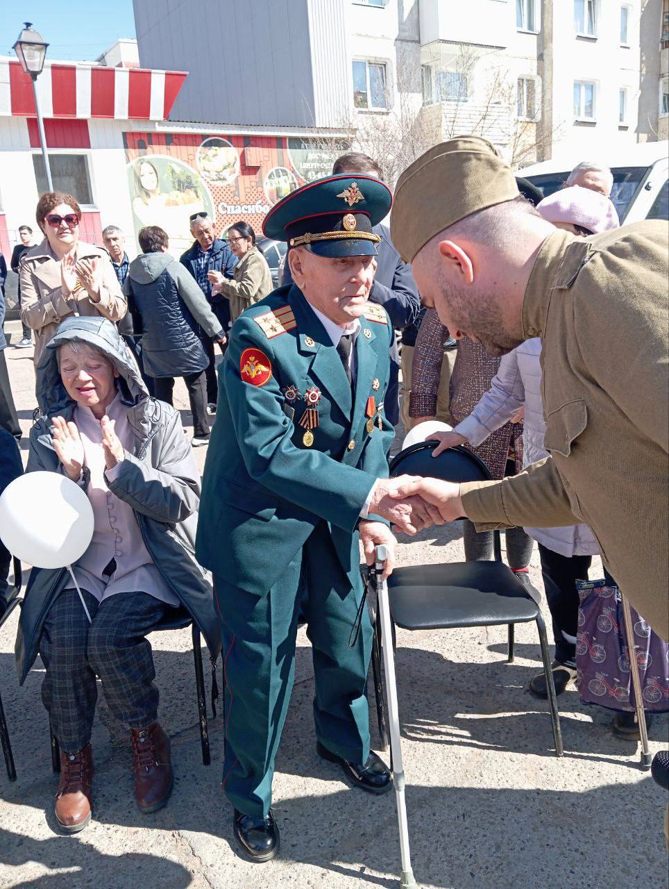 Игорь Шутенков: Сегодня, в День Героев Отечества, 102 года отмечает Иван Тимофеевич Голощапов!