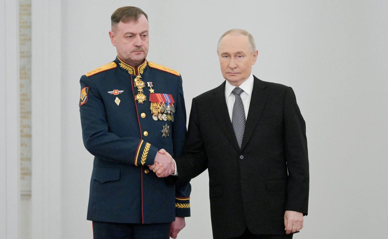 Командующий ВВО стал Героем России