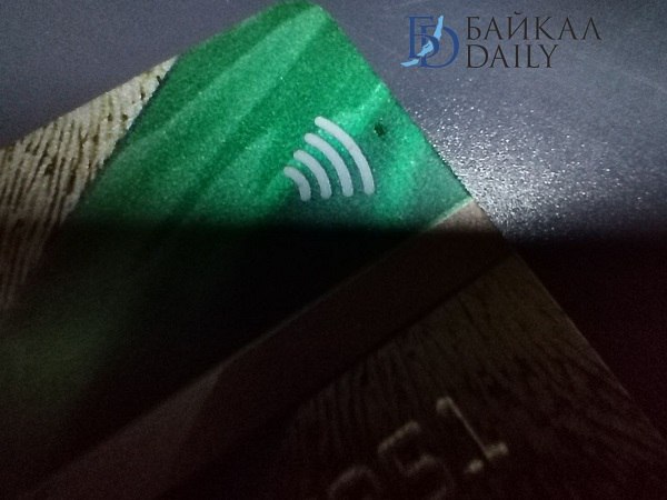Перед судом предстал житель столицы Бурятии, укравший деньги с чужой карты, которую нашёл на улице