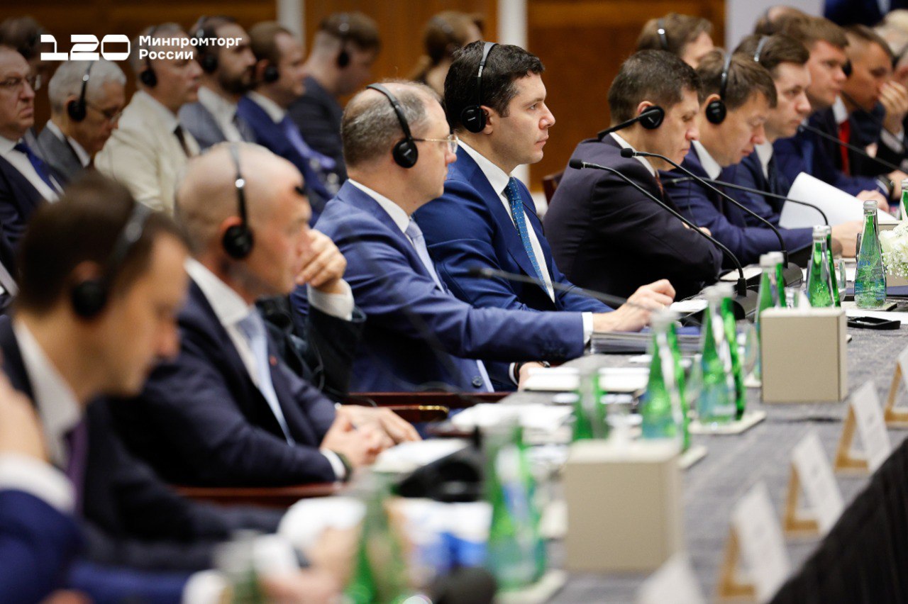 В Дубае обсудили российско-эмиратское сотрудничество В Дубае обсудили российско-эмиратское сотрудничество