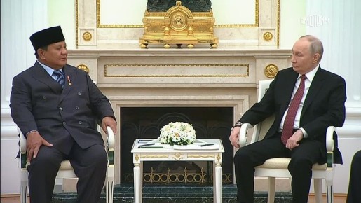 "Не только же в Индию вам летать": Прабово Субианто пригласил Владимира Путина посетить Индонезию в любое удобное для российского президента время