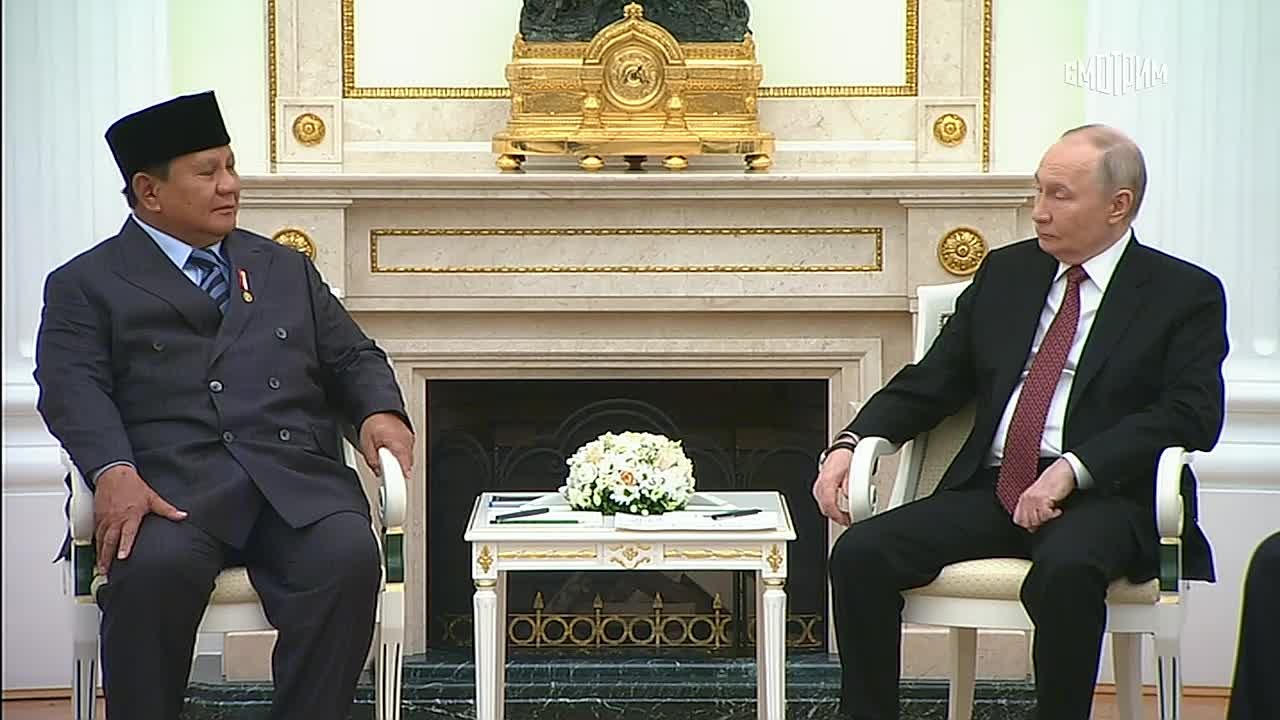 "Не только же в Индию вам летать": Прабово Субианто пригласил Владимира Путина посетить Индонезию в любое удобное для российского президента время