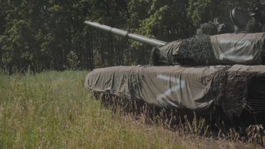 При поддержке Президентского фонда культурных инициатив проект «Опаленные войной» продолжает уникальный блок «Поэзофронт»: 16 художественных роликов, 16 известных российских актеров, 16 стихотворений российских и донбасских...