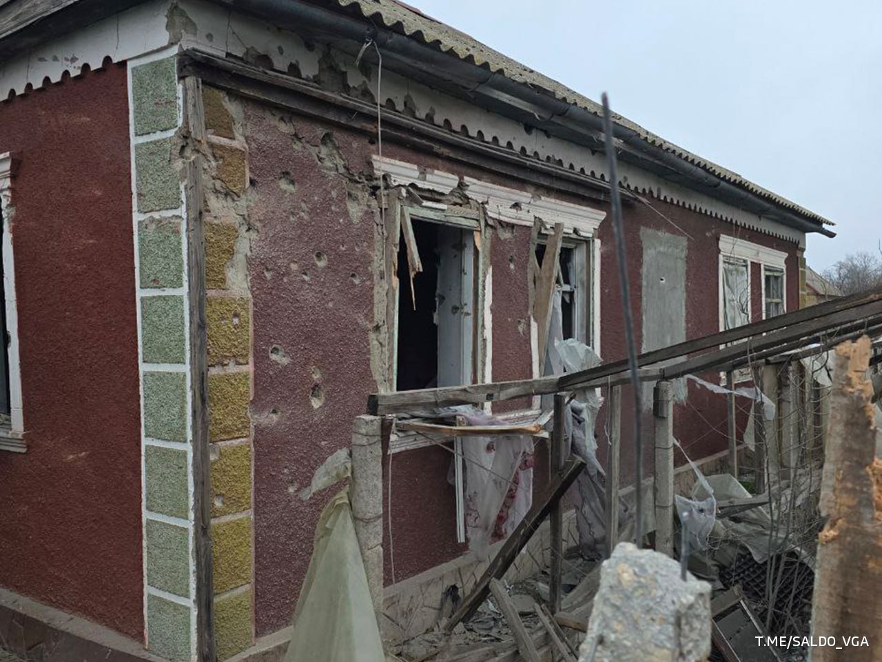 Два человека погибли, трое пострадали в результате украинских атак на Херсонскую область, сообщает губернатор Сальдо