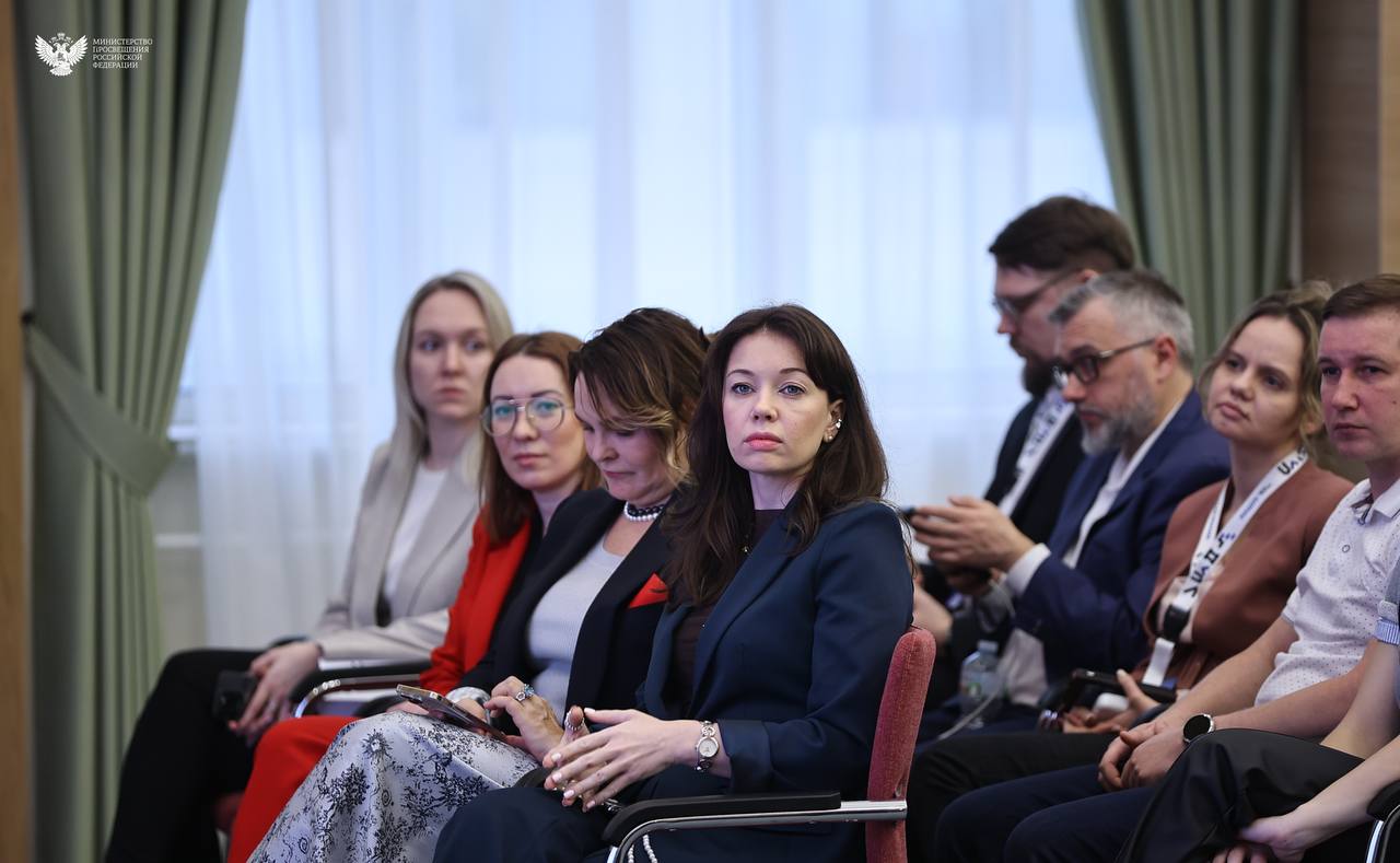 Министр просвещения РФ открыл Всероссийский семинар для пресс-секретарей системы образования Министр просвещения РФ открыл Всероссийский семинар для пресс-секретарей системы образования