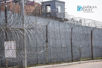 Суд приговорил бывшего адвоката из Иркутской области к 20 годам лишения свободы за изнасилование и убийство, а также за получение сексуальных услуг от несовершеннолетних