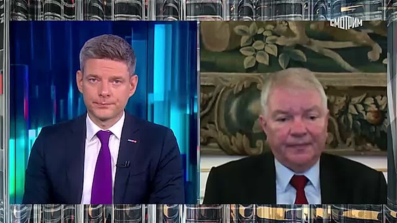 Французские власти не мешают России заниматься мемориальной работой и следить за захоронениями советских солдат, подчеркнул посол в Париже Алексей Мешков в интервью "России 24"