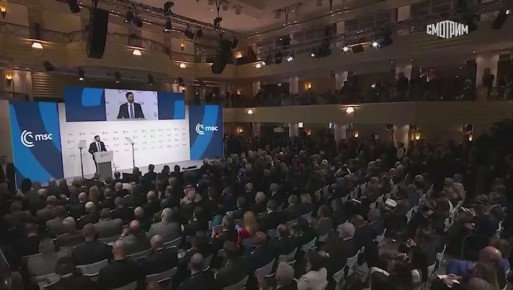 Обновленная стратегия нацбезопасности США направлена против политики Западной Европы, подчеркивает Валентин Богданов