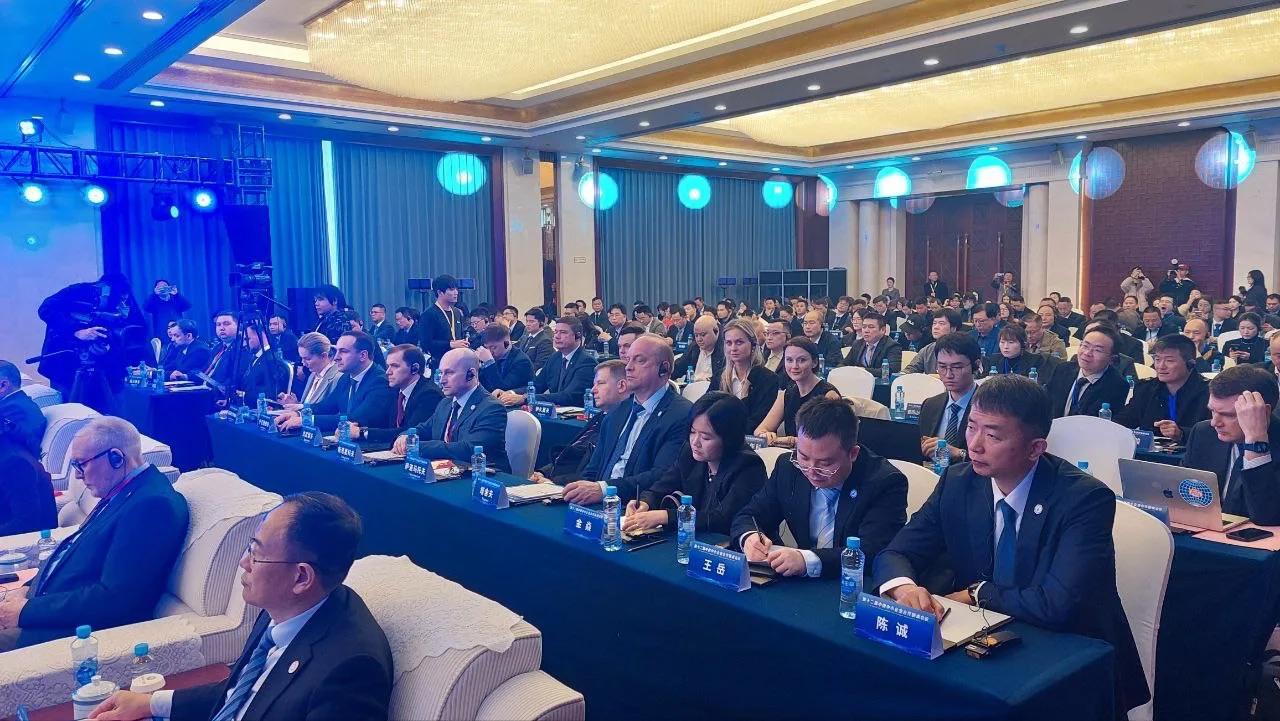 Николай Стариков: Дружба в политике — сотрудничество в экономике Николай Стариков: Дружба в политике — сотрудничество в экономике