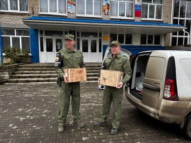 Следователи СК из Бурятии приехали с волонтёрской помощью в город Токмак Запорожской области