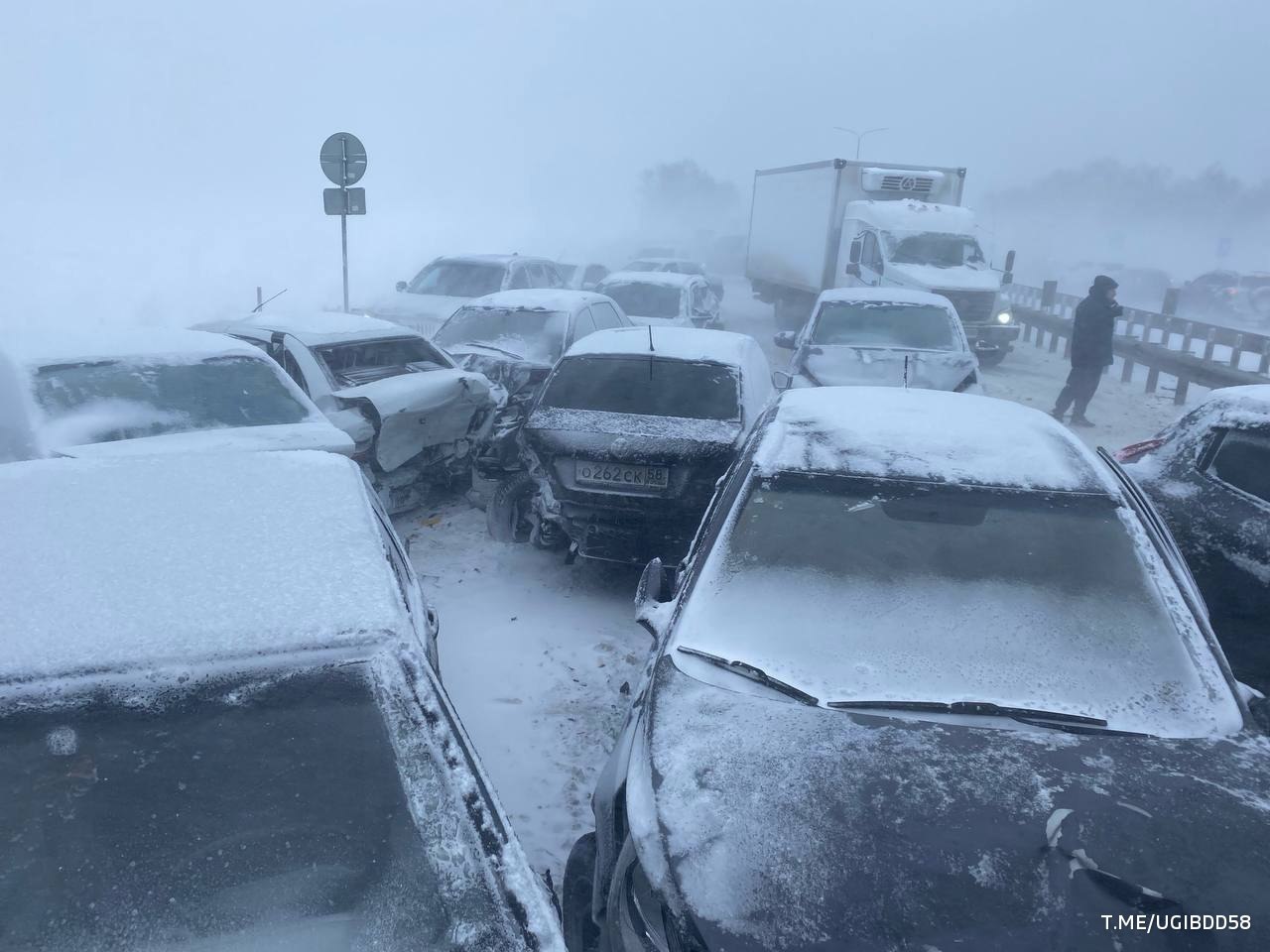 Массовая авария произошла в Пензенской области из-за непогоды – столкнулись более 20 машин