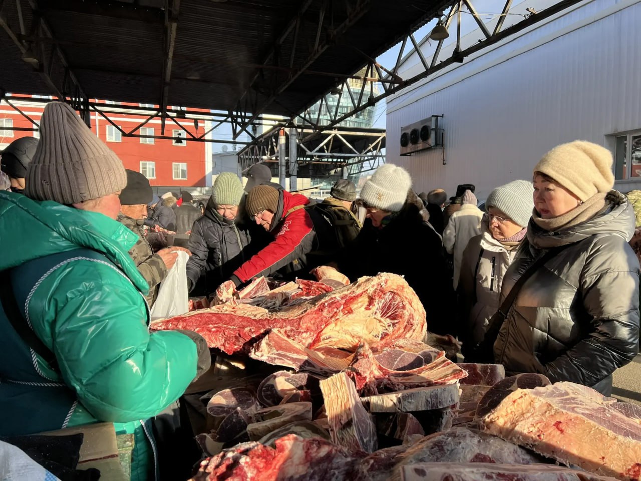 В Улан-Удэ стартовала большая мясная ярмарка! В Улан-Удэ стартовала большая мясная ярмарка!