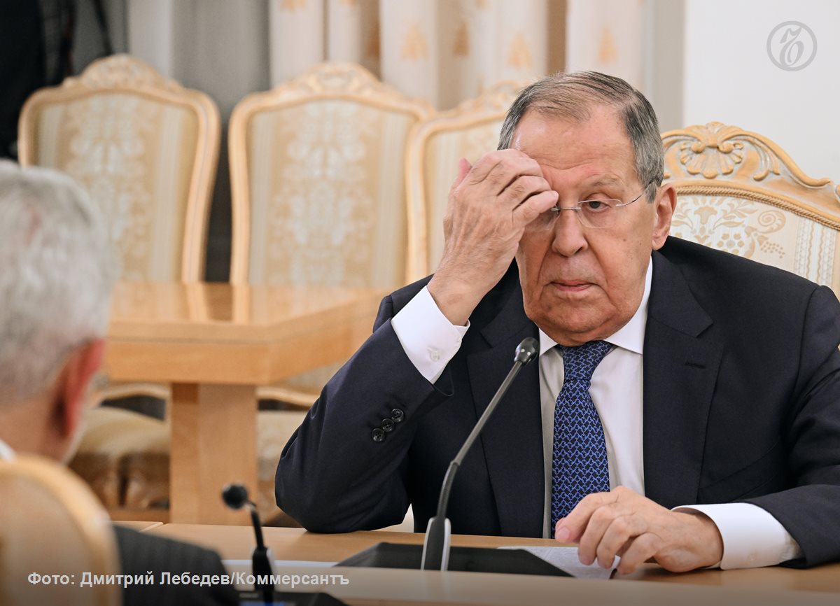 Власти России обеспокоены изменением баланса сил на Балканах, написал Сергей Лавров в статье для сербской газеты Politika