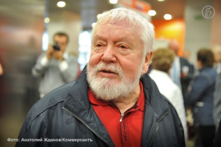 «Соловьев, в возрасте уже за сорок, проявил чувствительность к флюидам молодежной контркультуры, которая его стараниями впервые была легализована в кинематографическом мейнстриме