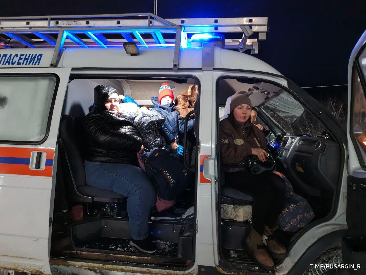 Линии электропередачи повреждены в 205 населенных пунктах Саратовской области в результате сильных порывов ветра и падения деревьев, сообщил губернатор Бусаргин Линии электропередачи повреждены в 205 населенных пунктах Саратовской области в результате сильных порывов ветра и падения деревьев, сообщил губернатор Бусаргин