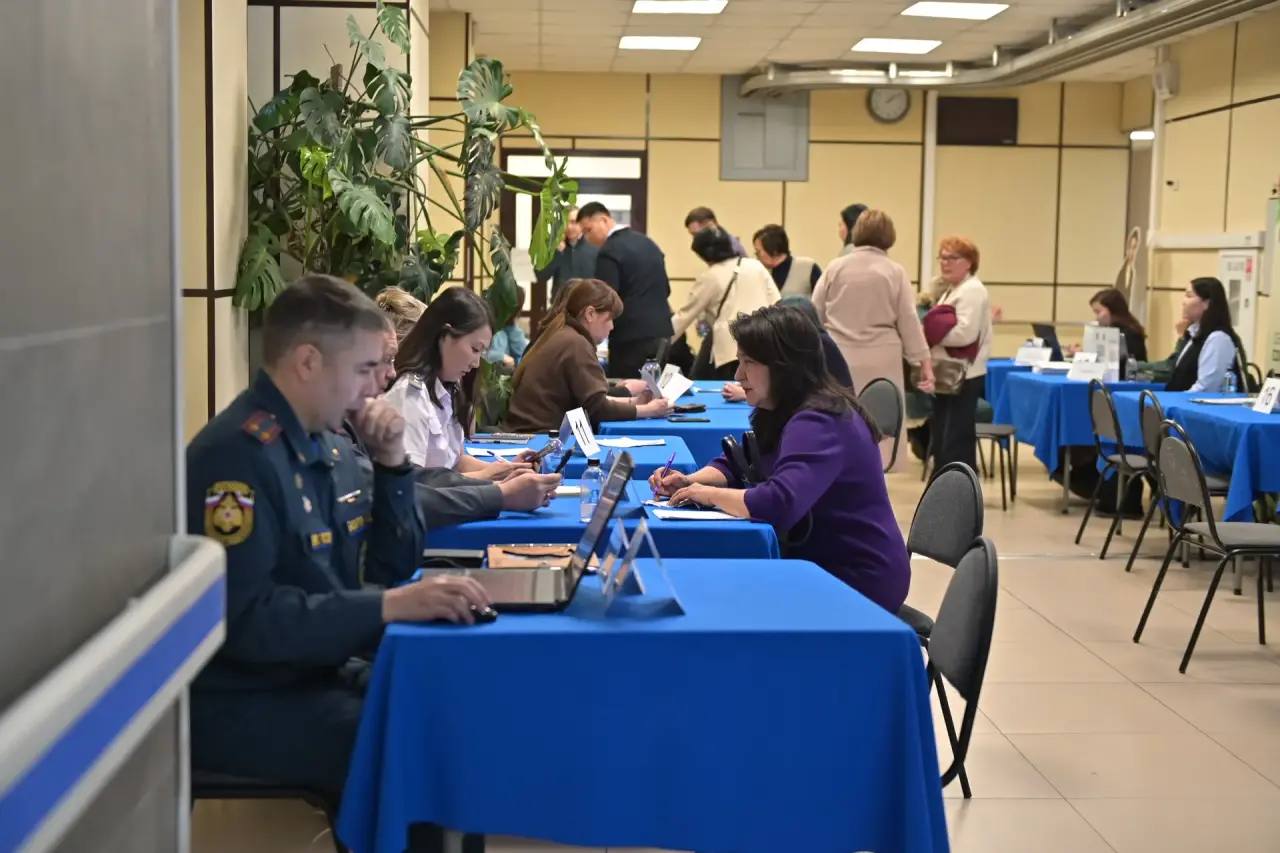 Алексей Цыденов: Провели сегодня Единый день консультаций для предпринимателей Алексей Цыденов: Провели сегодня Единый день консультаций для предпринимателей