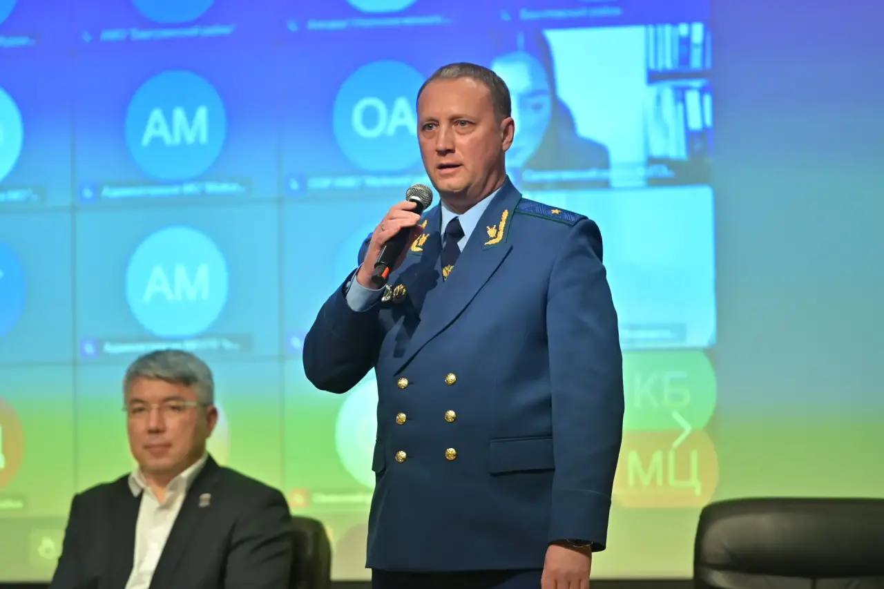 Алексей Цыденов: Провели сегодня Единый день консультаций для предпринимателей Алексей Цыденов: Провели сегодня Единый день консультаций для предпринимателей