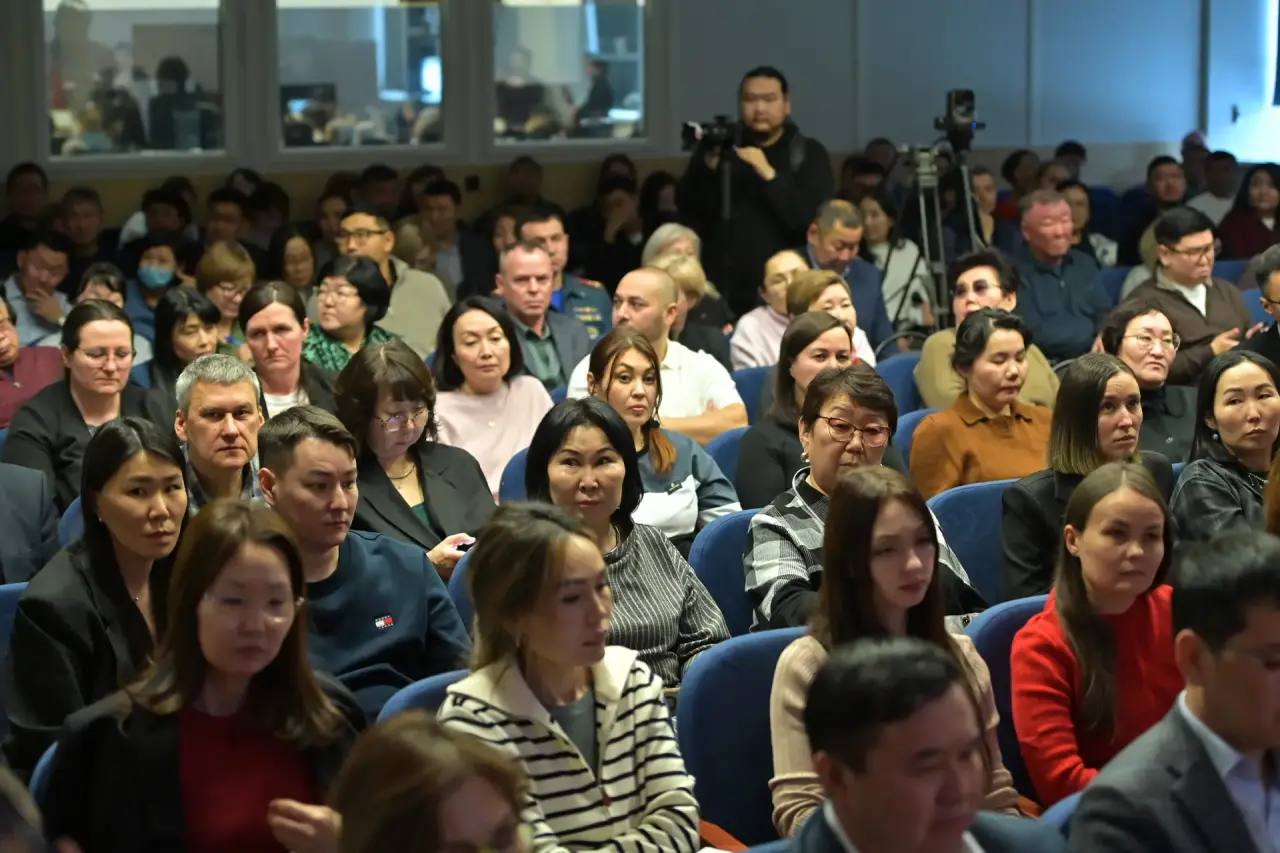 Алексей Цыденов: Провели сегодня Единый день консультаций для предпринимателей Алексей Цыденов: Провели сегодня Единый день консультаций для предпринимателей