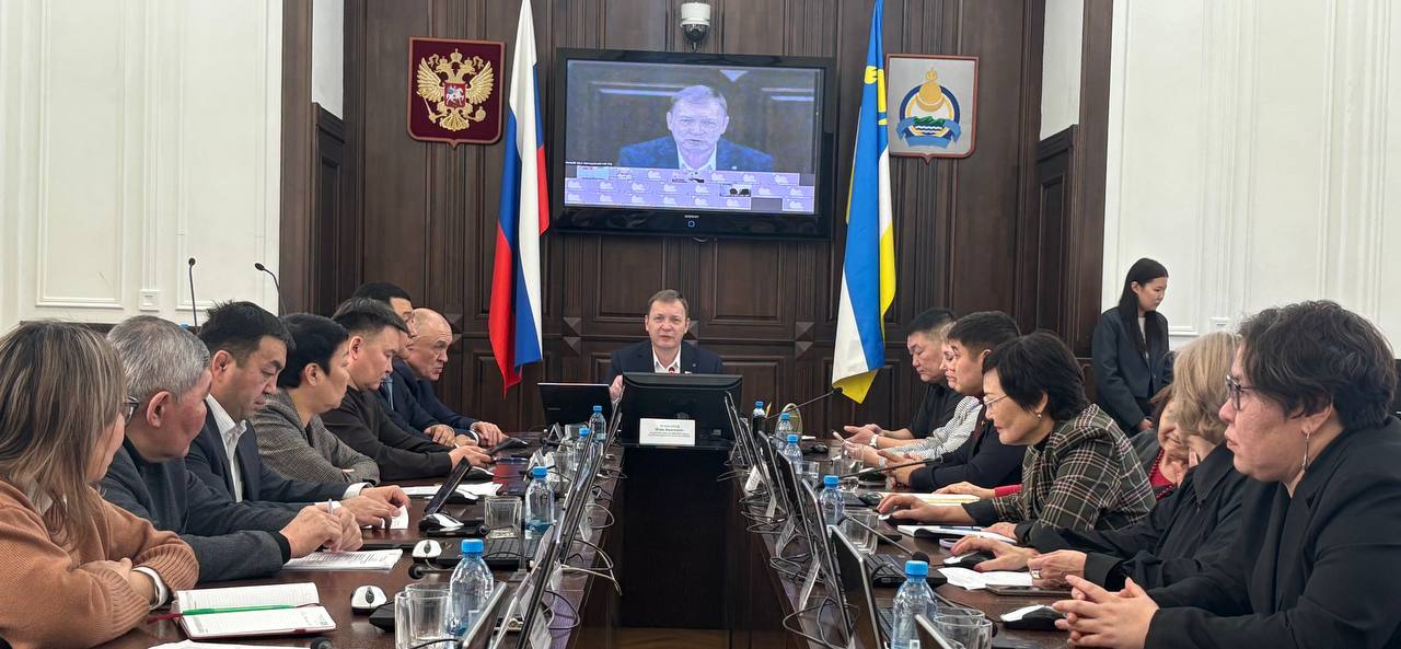 Сегодня под руководством председателя Комитета по социальной политике Народного Хурала РБ Игоря Марковца состоялось заседание «круглого стола» на тему «О ходе реализации мероприятий по профилактике заболеваний и формированию...