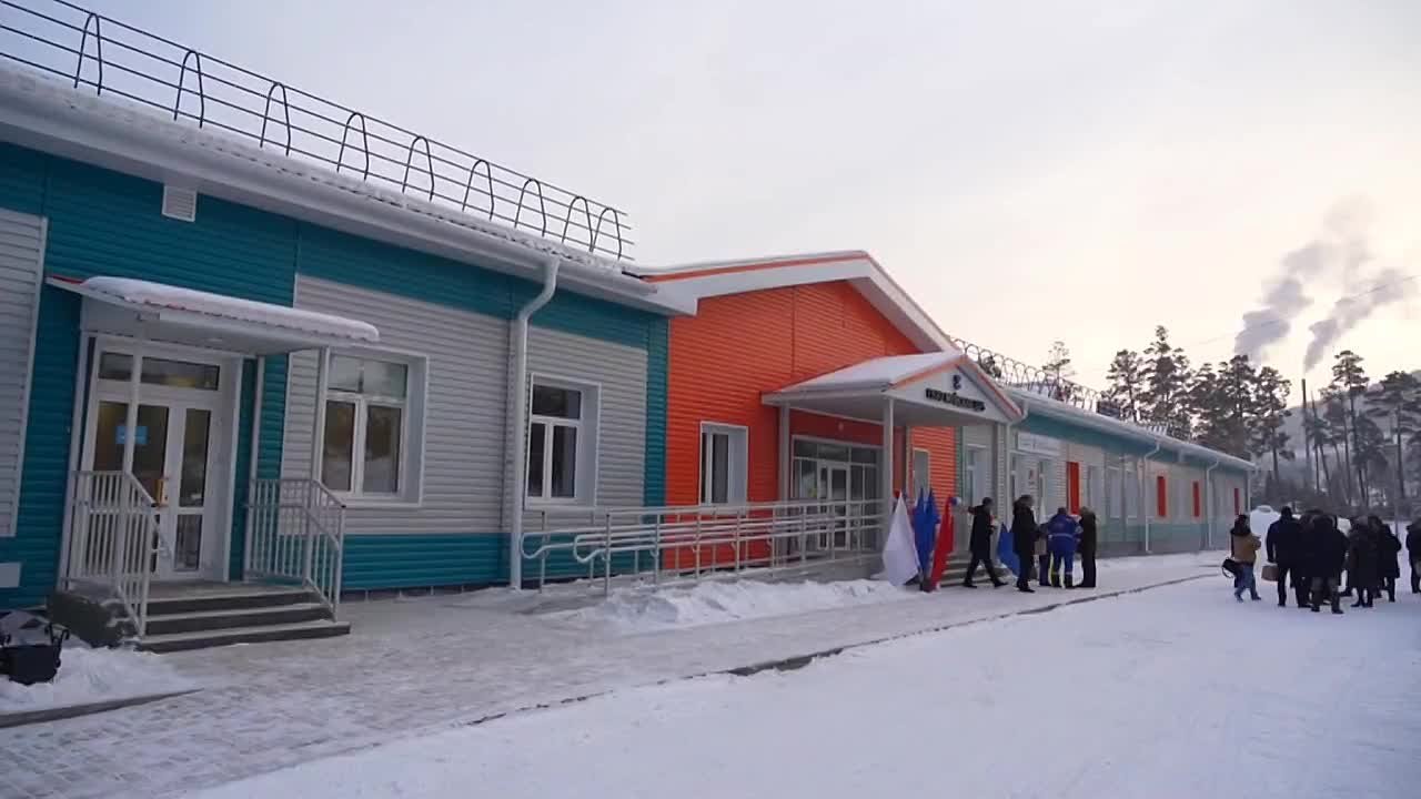 Ледовый дворец, новые школы и поликлиники